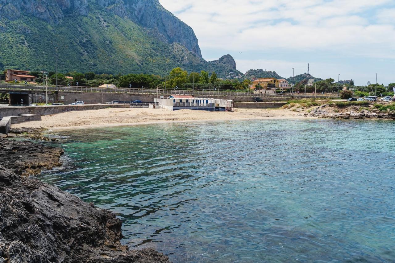 Airport Sicily Home Palermo Carini Exterior foto